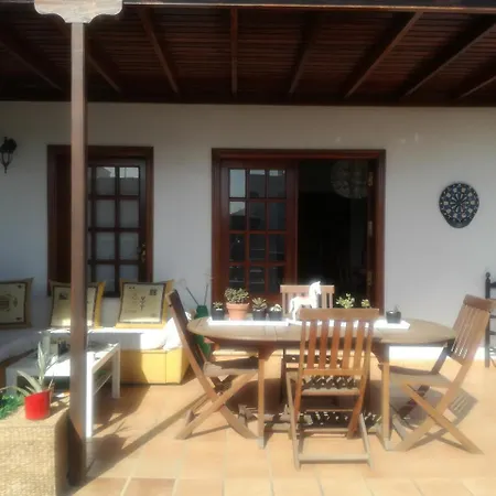 Villa Cactus & Aloe Playa Blanca (Lanzarote)